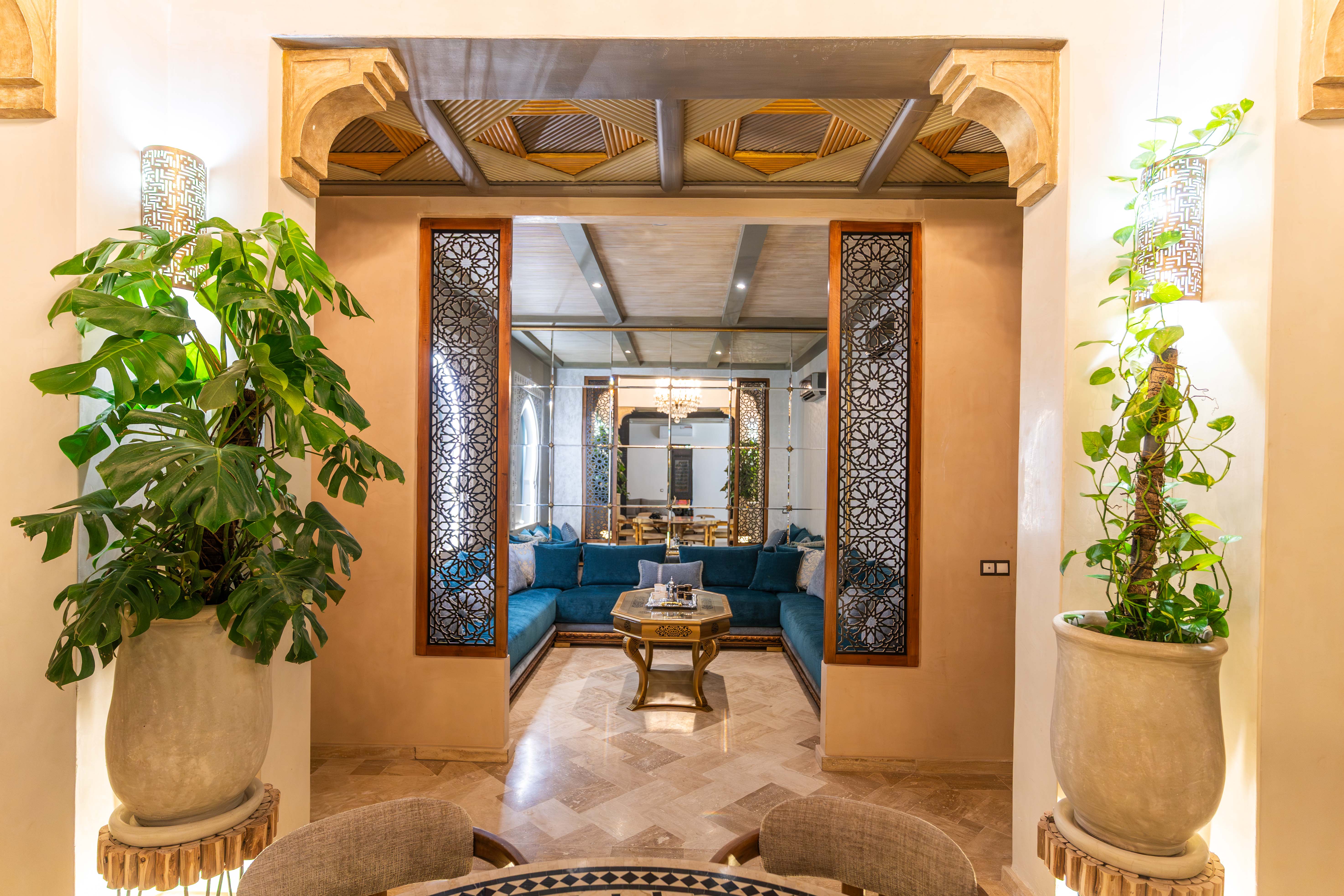 Riad Azzouina